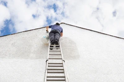 Peinture extérieure à Montarcher — façades et ravalement